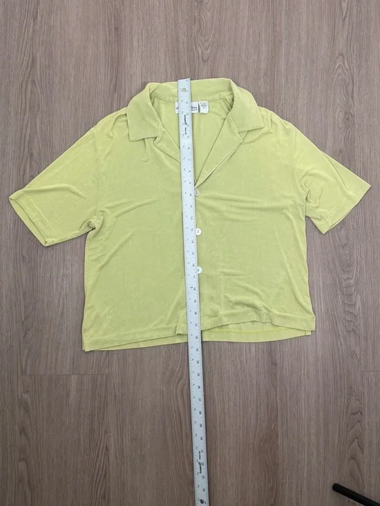 Chico’s Private Edition Light Green Button Top - Picture 6 of 7